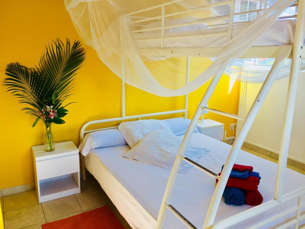 Soleil La Bed and Breakfast Terre-de-Bas Buitenkant foto
